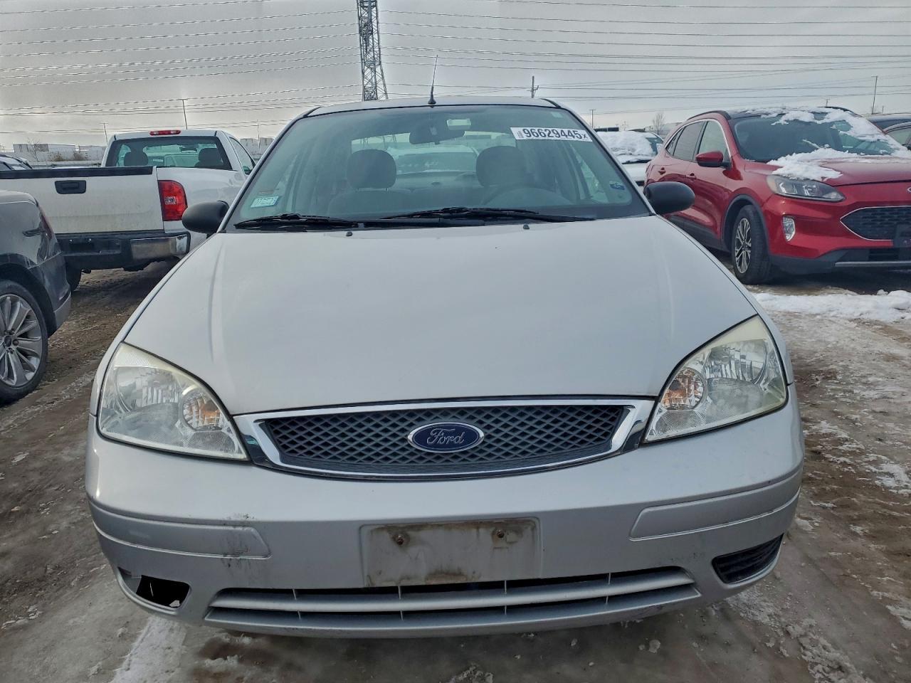 2005 Ford Focus Zx4 - Image 5