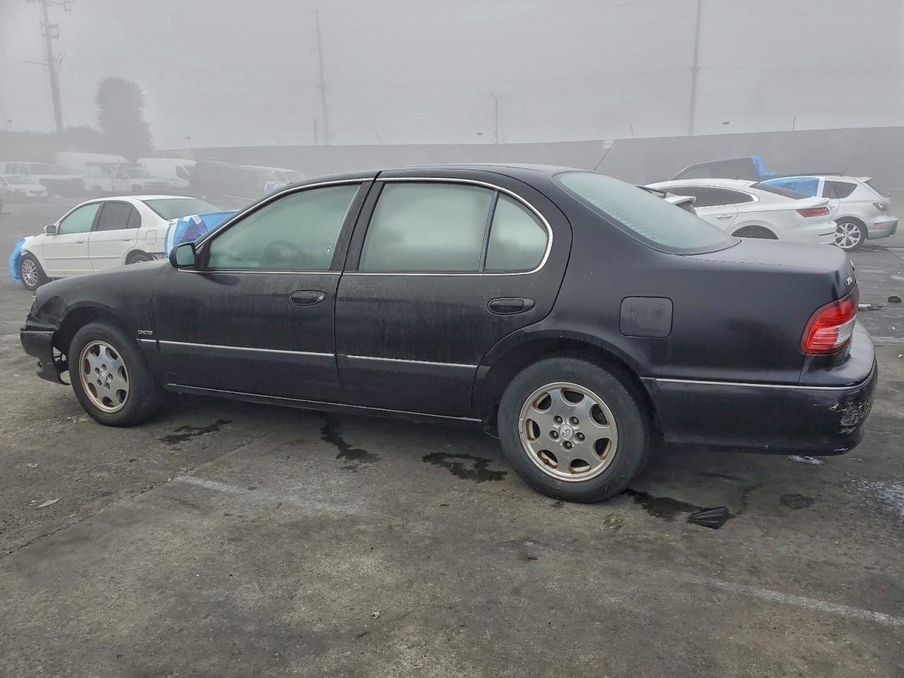 1999 Infiniti I30 - Image 2
