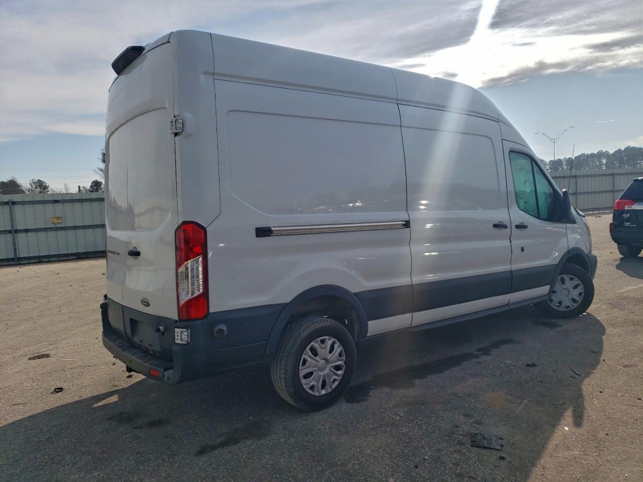 2018 Ford Transit T-250 - Фото 3