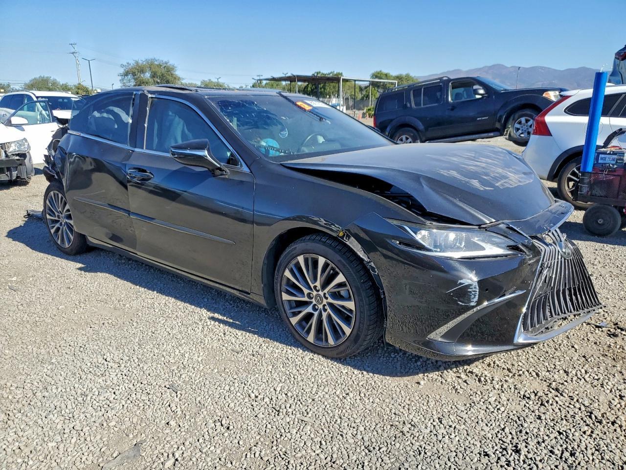 2019 Lexus Es 350 - Image 4
