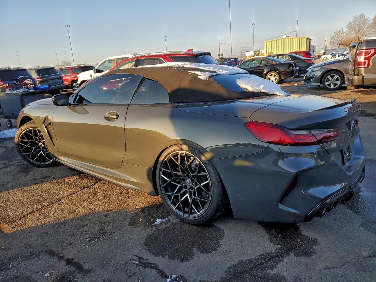 2023 BMW M8 - Фото 2