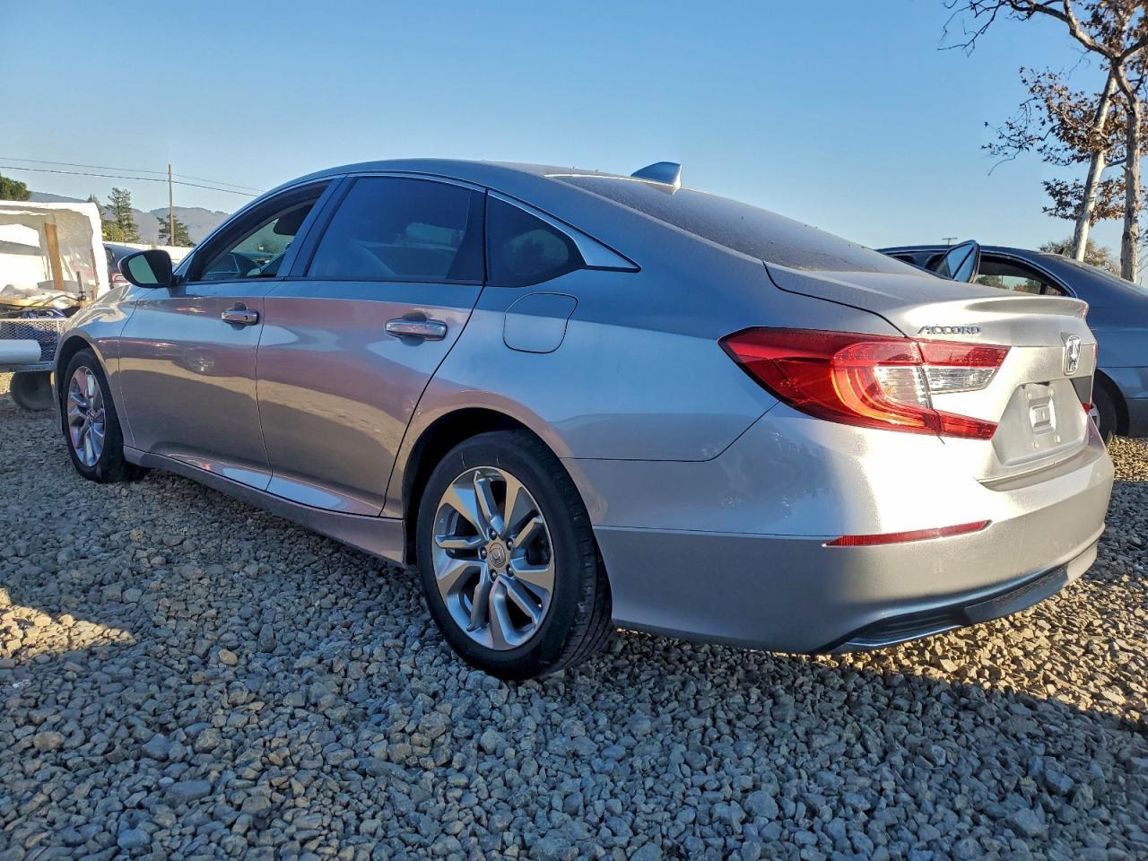 2019 Honda Accord Lx - Фото 2