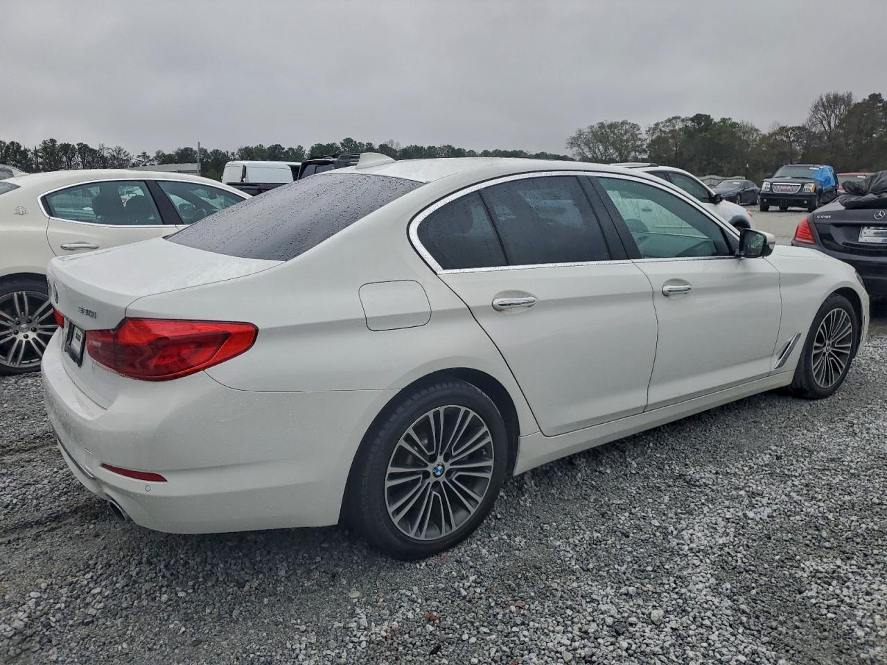 2018 BMW 530 I - Фото 3