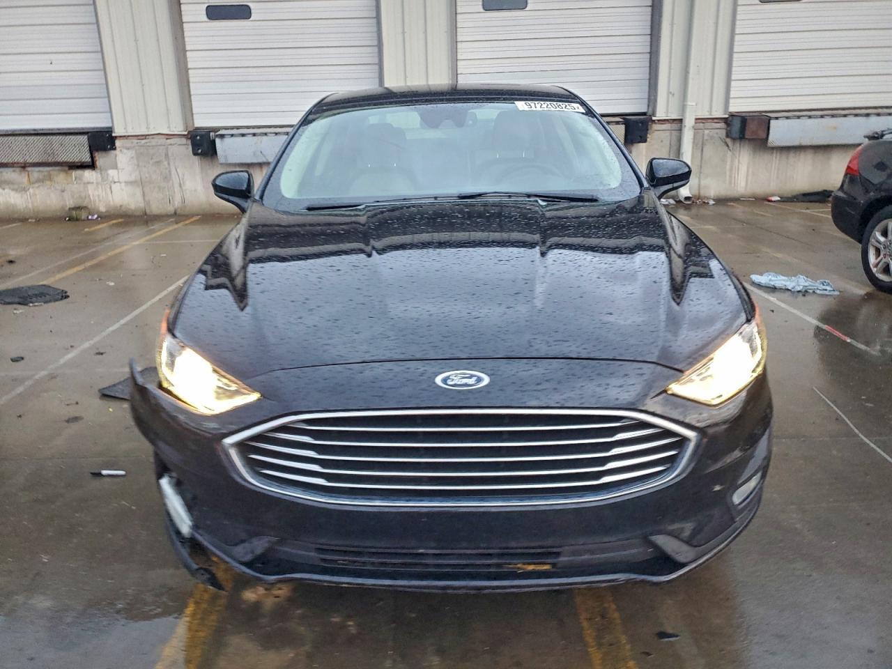 2020 Ford Fusion Se - Image 5