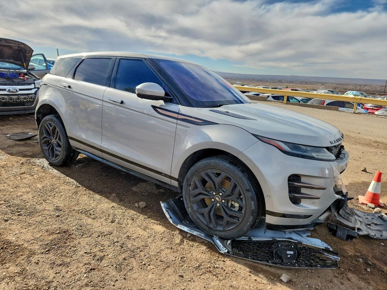 2020 Land Rover Range Rover Evoque Hse - Image 4