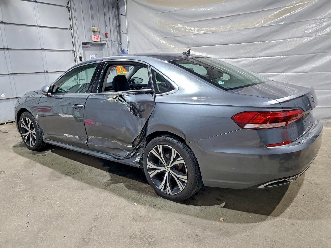2021 Volkswagen Passat Se - Фото 2