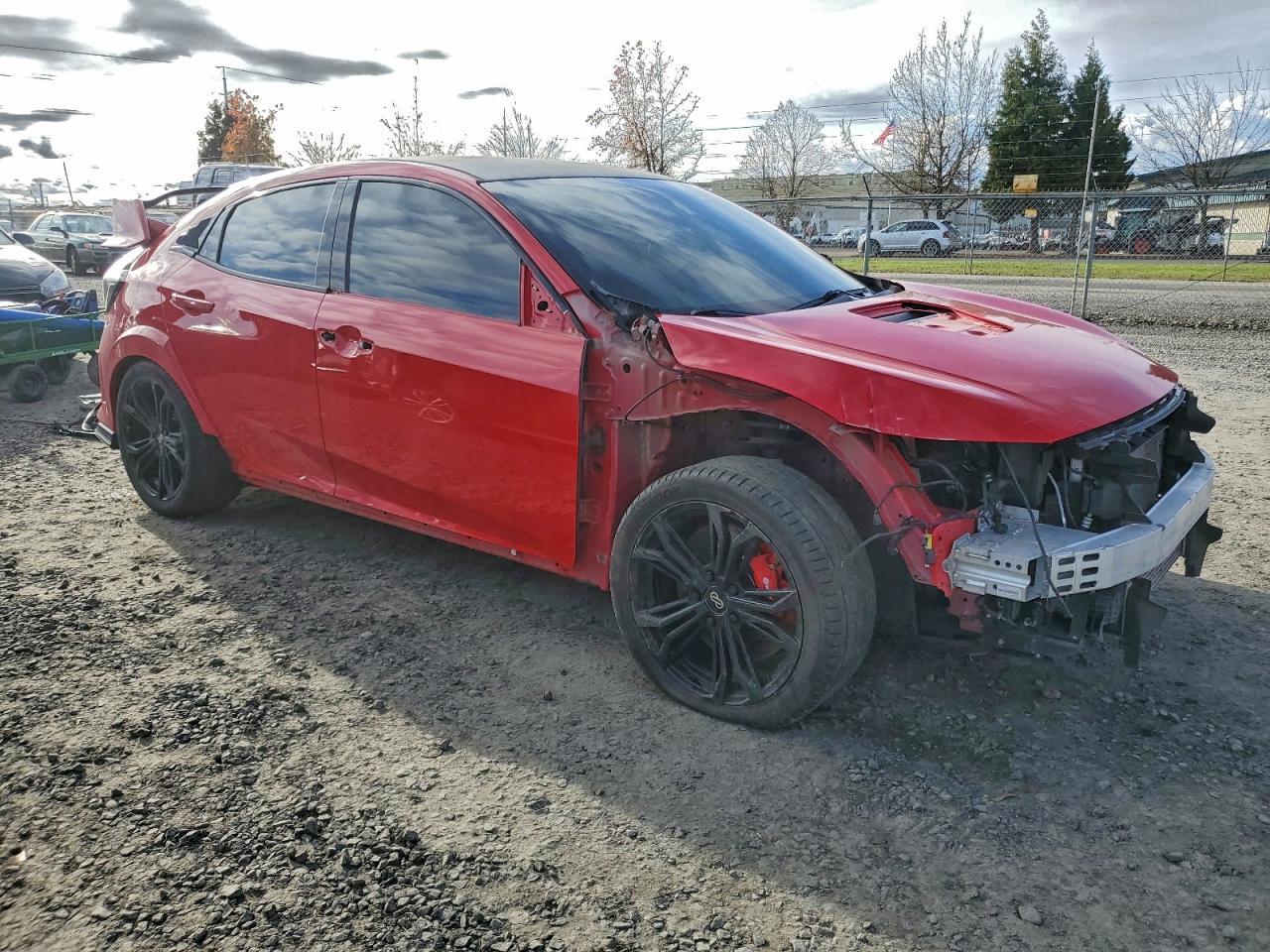 2019 Honda Civic Type-R Touring - Image 4