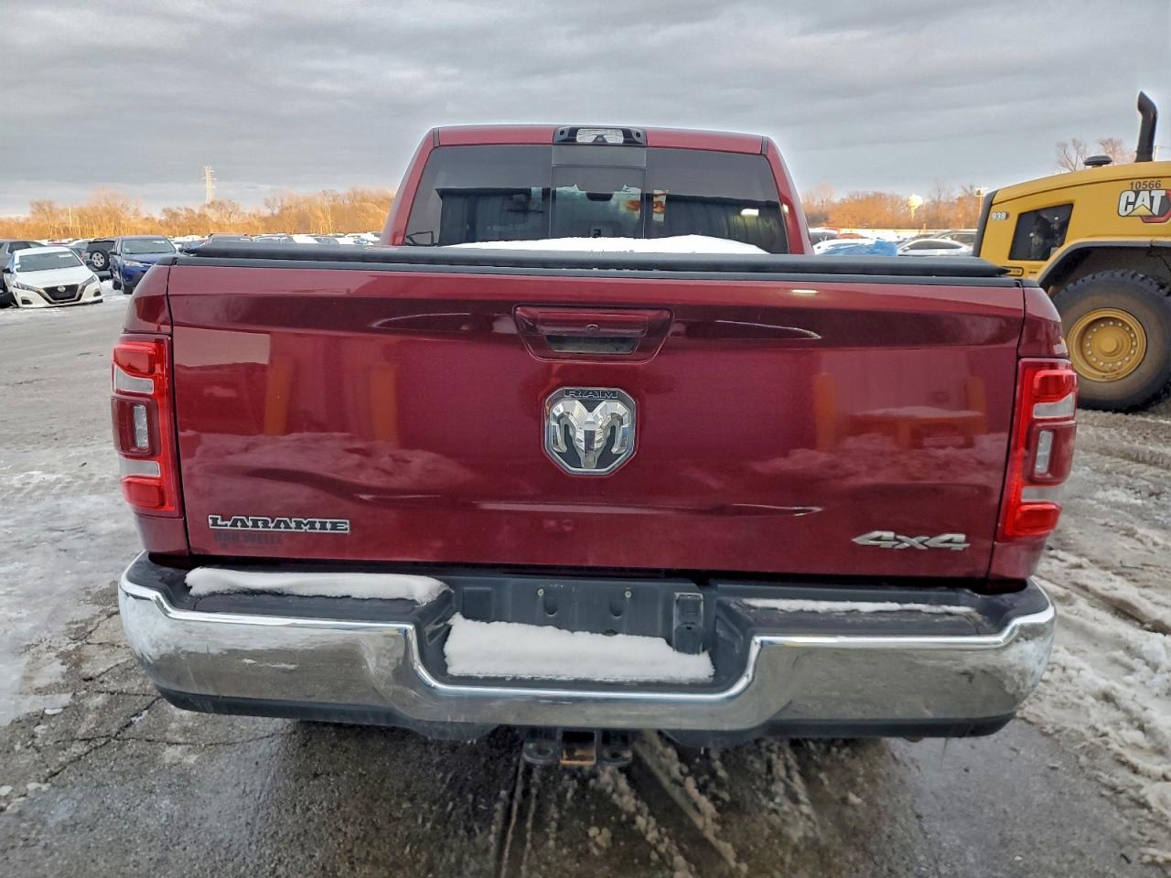 2023 Ram 3500 Laramie - Фото 6