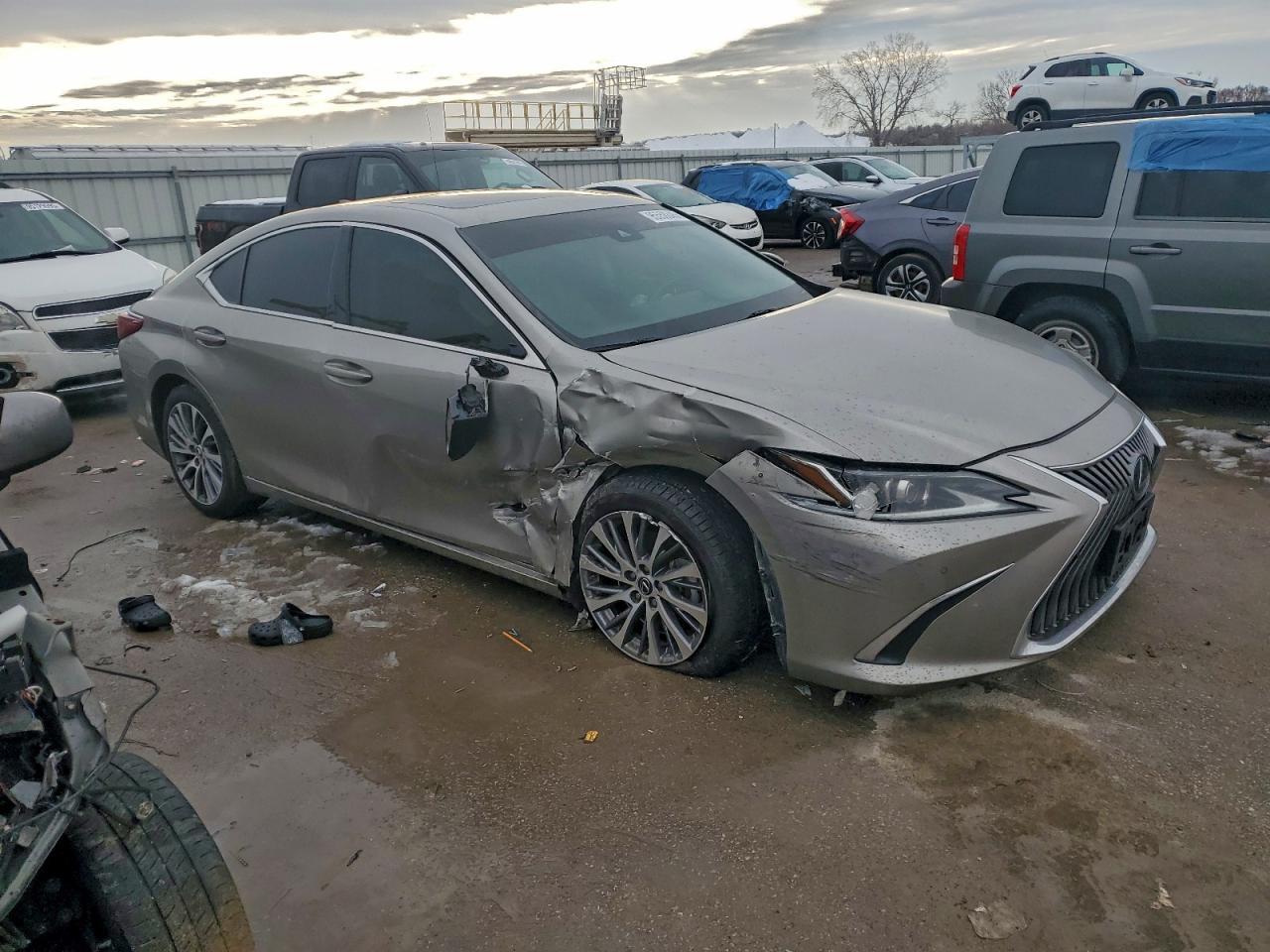 2020 Lexus Es 350 - Фото 4