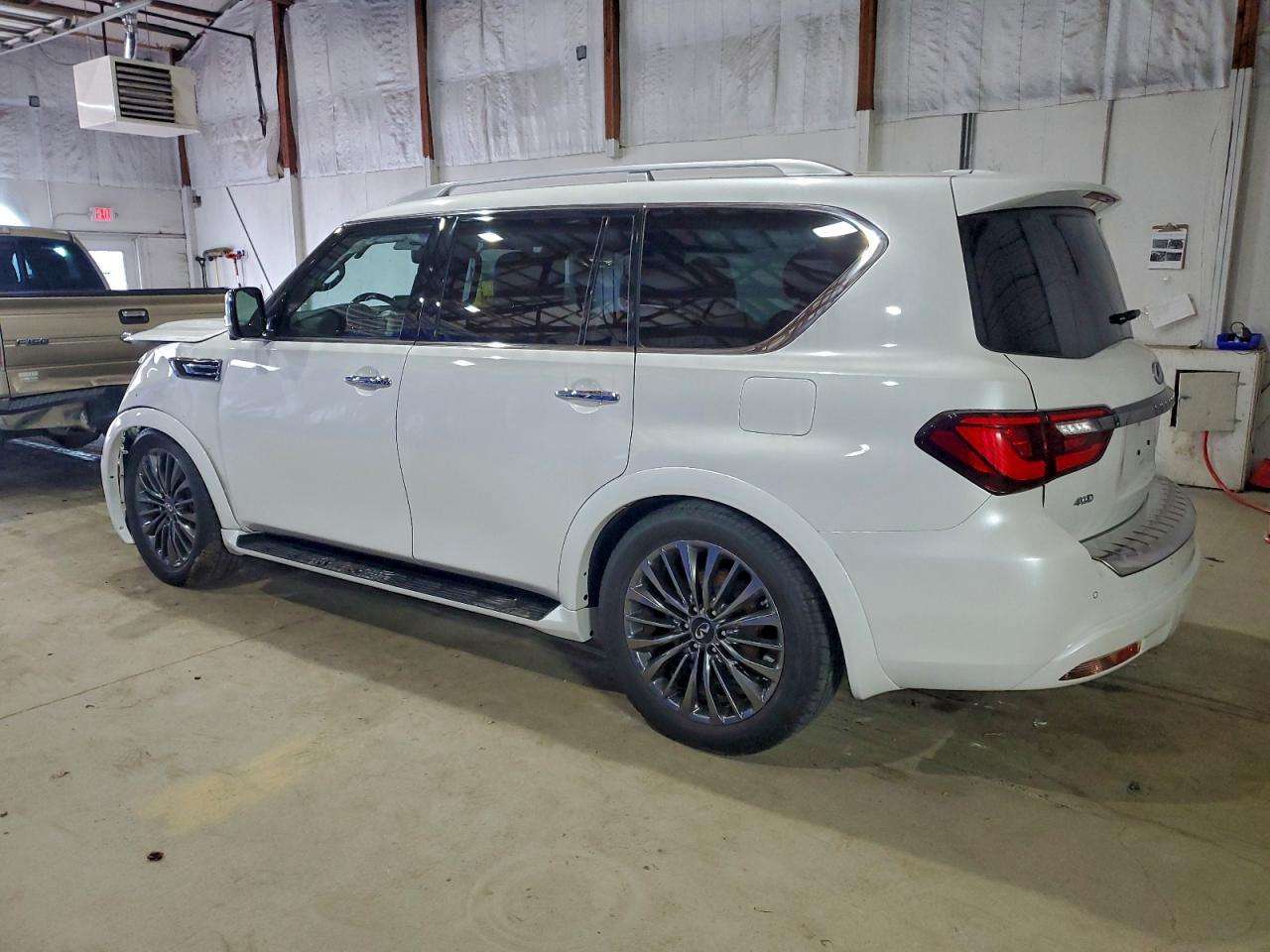 2023 Infiniti Qx80 Luxe - Image 2