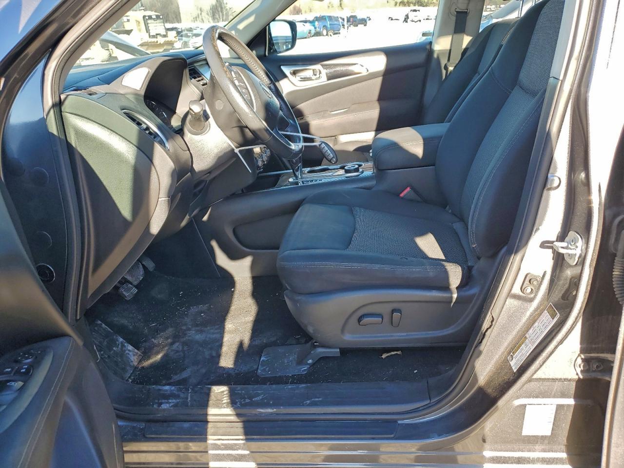 2017 Nissan Pathfinder S - Image 7