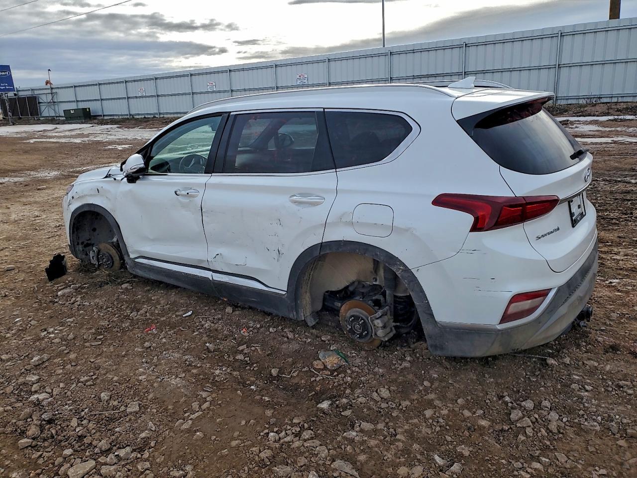 2020 Hyundai Santa Fe Sel - Фото 2