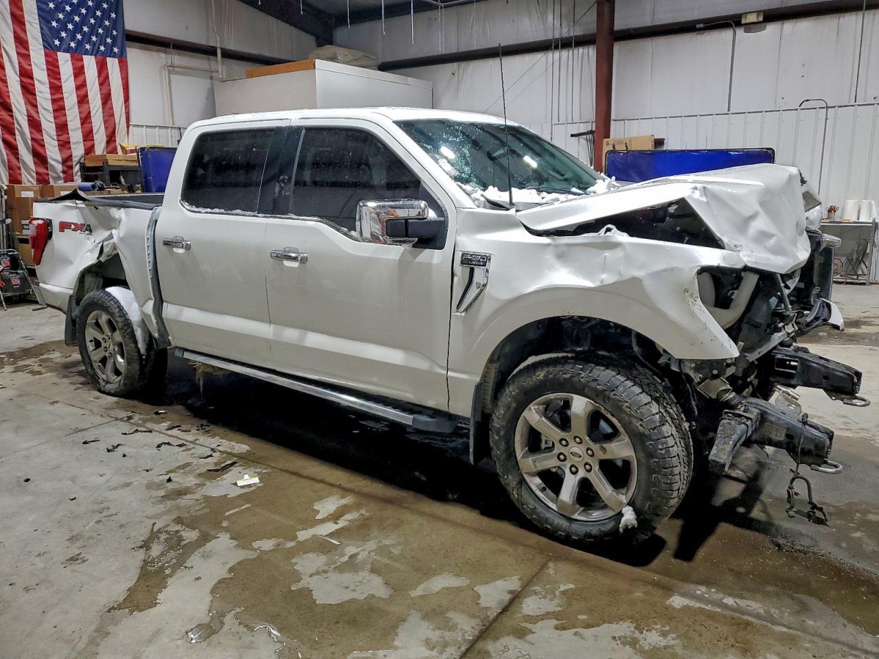 2023 Ford F150 Supercrew - Фото 4