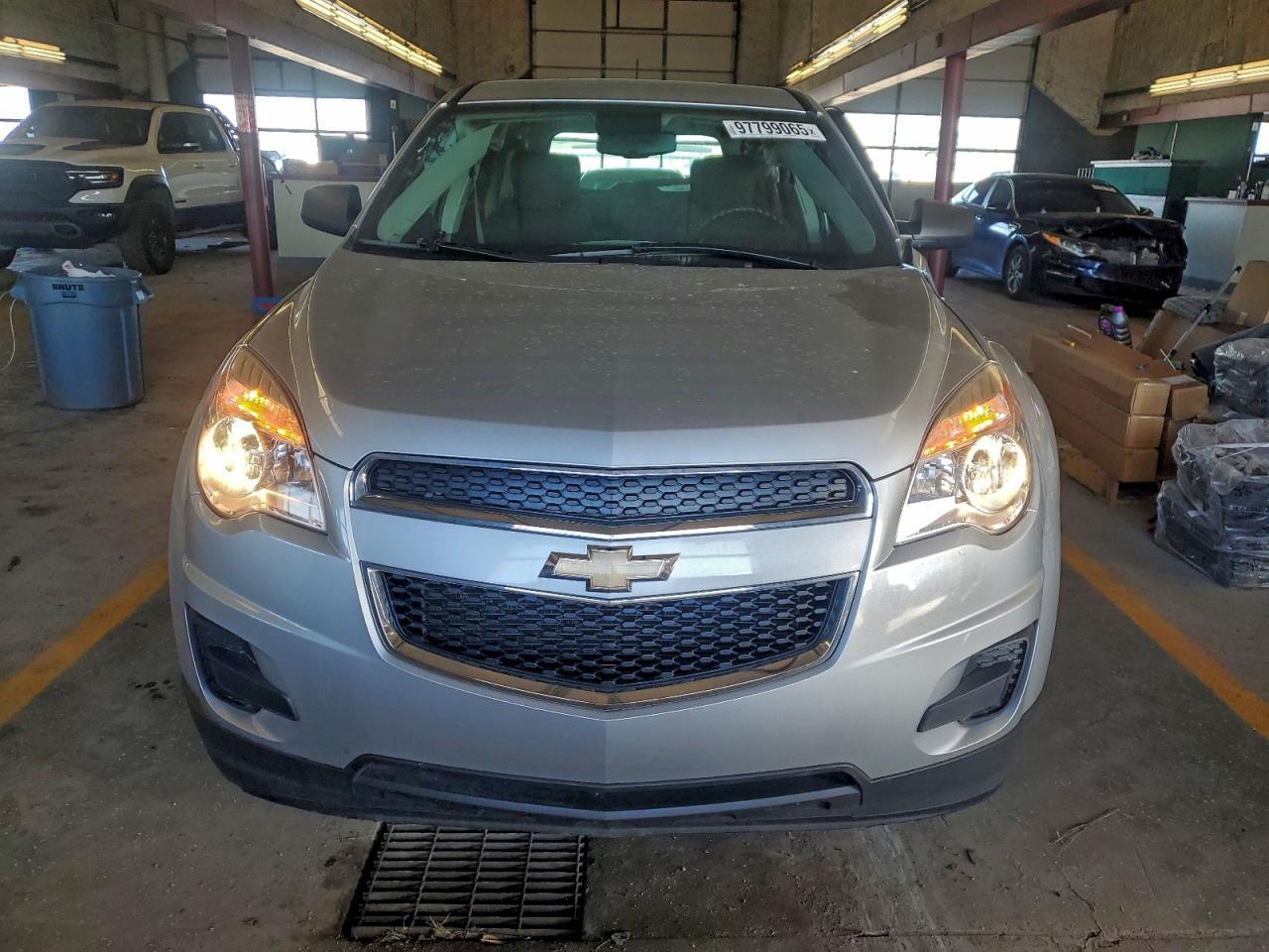 2014 Chevrolet Equinox Ls - Image 5