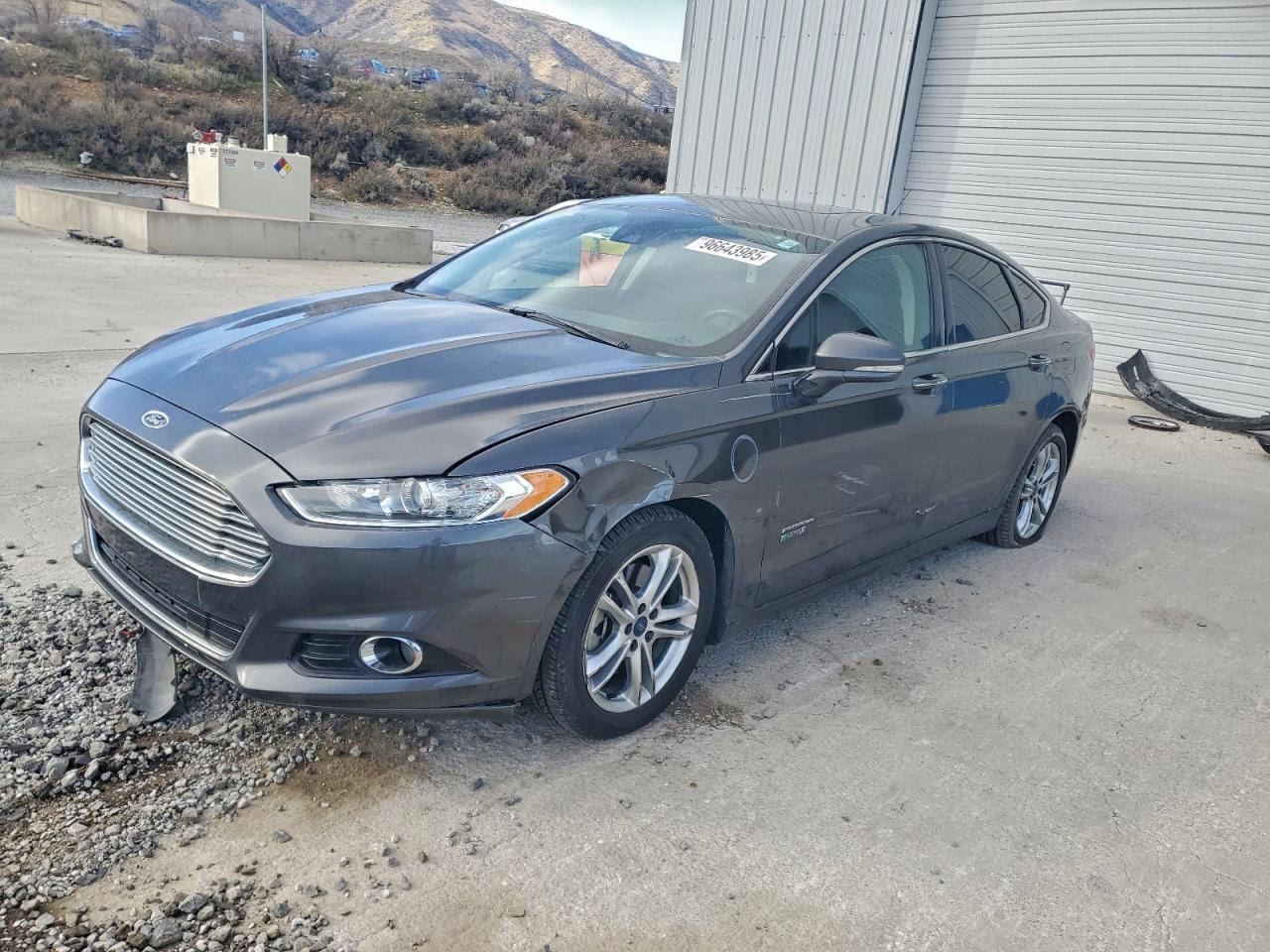 2016 Ford Fusion Titanium Phev