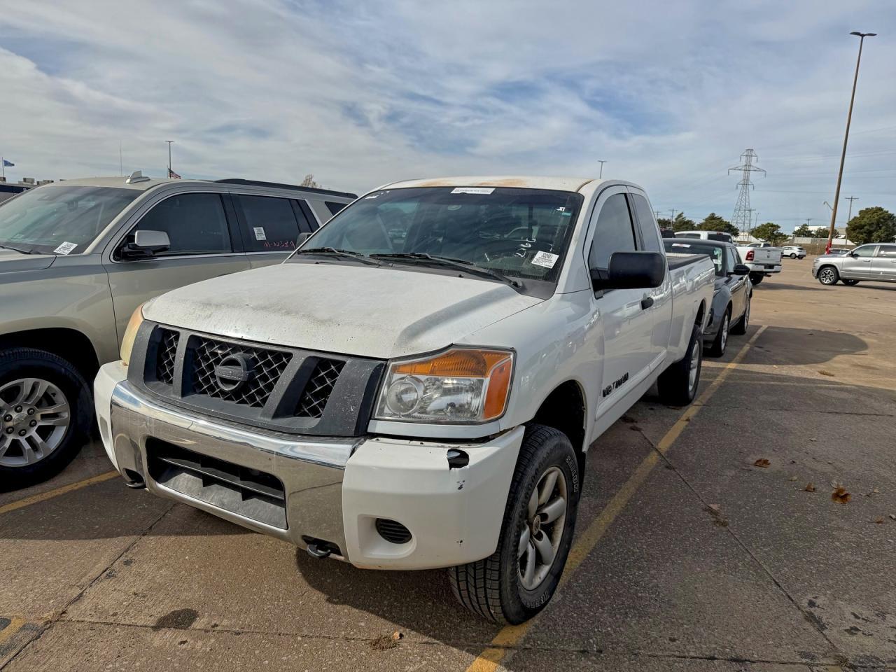 2008 Nissan Titan Xe - Image 2