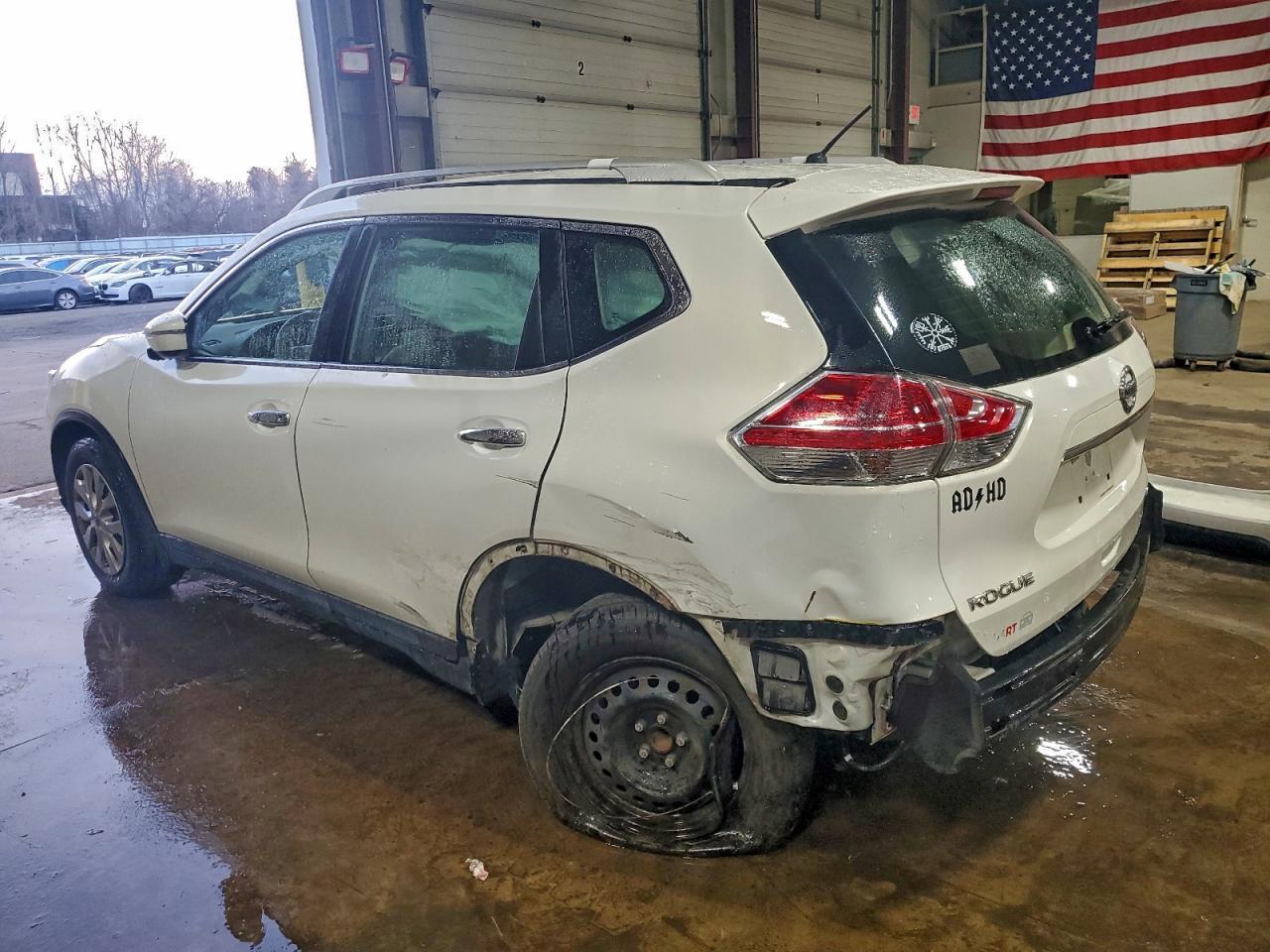 2014 Nissan Rogue S - Фото 2