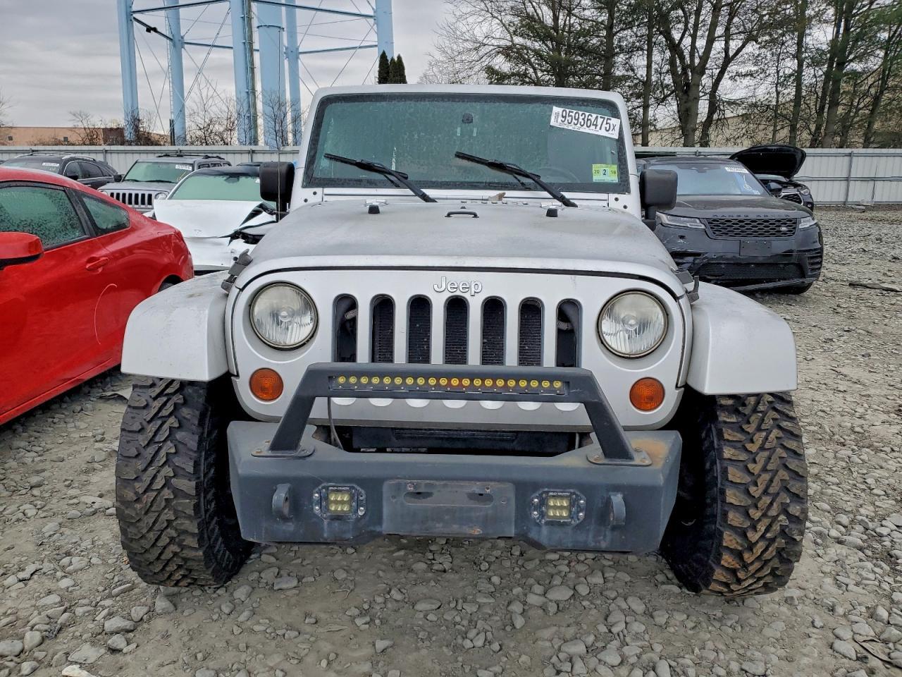 2010 Jeep Wrangler Sahara - Фото 5