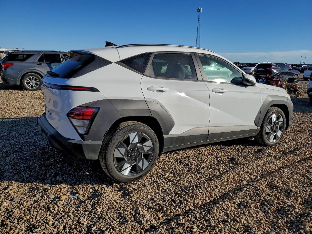 2025 Hyundai Kona Sel - Фото 3