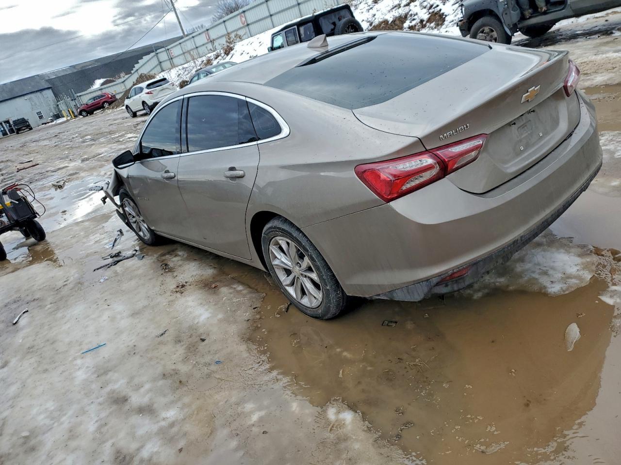 2022 Chevrolet Malibu Lt - Image 2