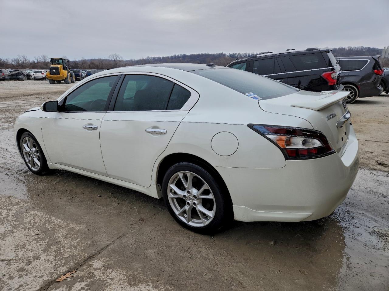 2014 Nissan Maxima S - Фото 2