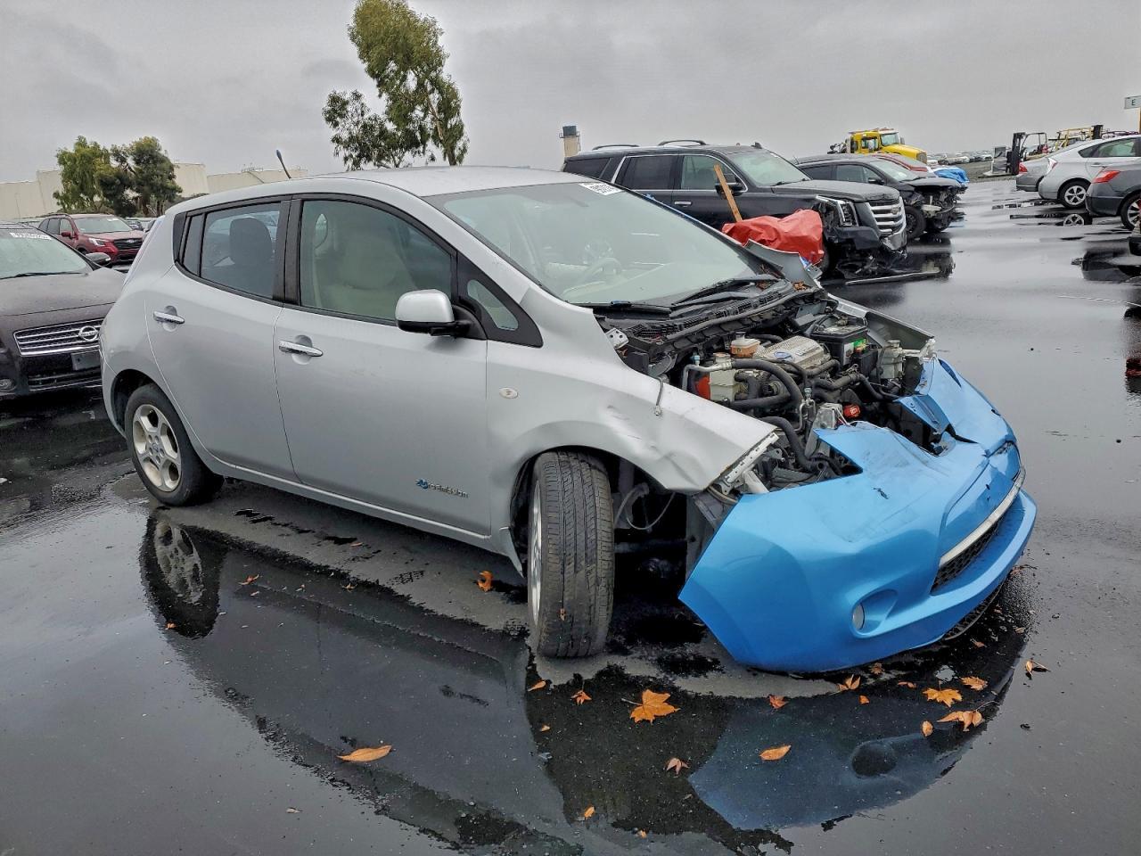 2012 Nissan Leaf Sv - Фото 4