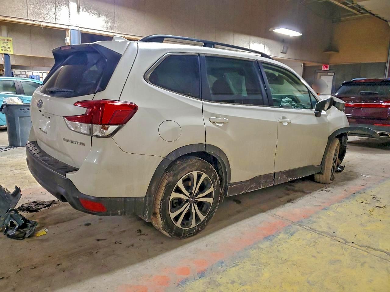 2021 Subaru Forester Limited - Фото 3