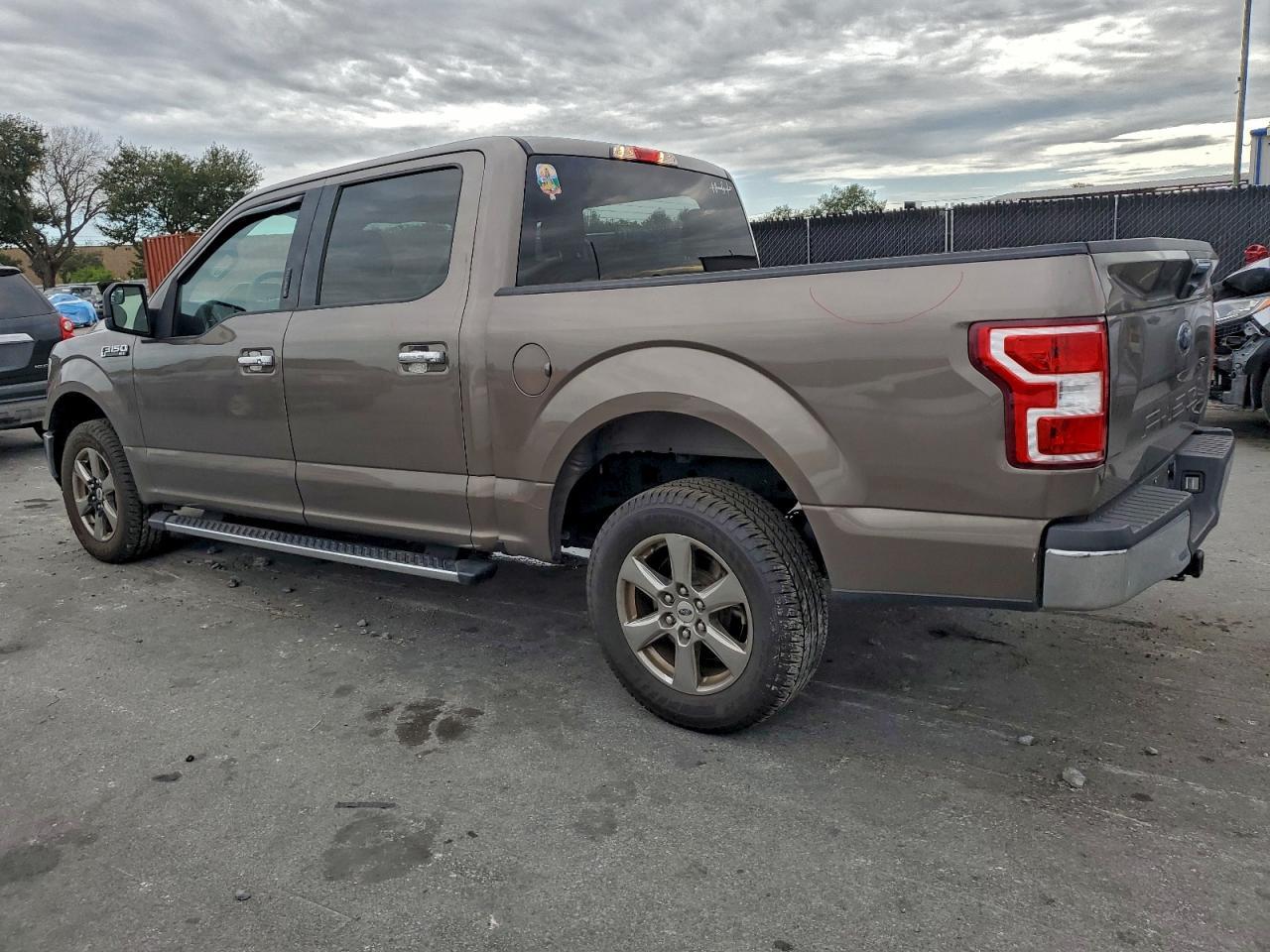 2020 Ford F150 Supercrew - Фото 2