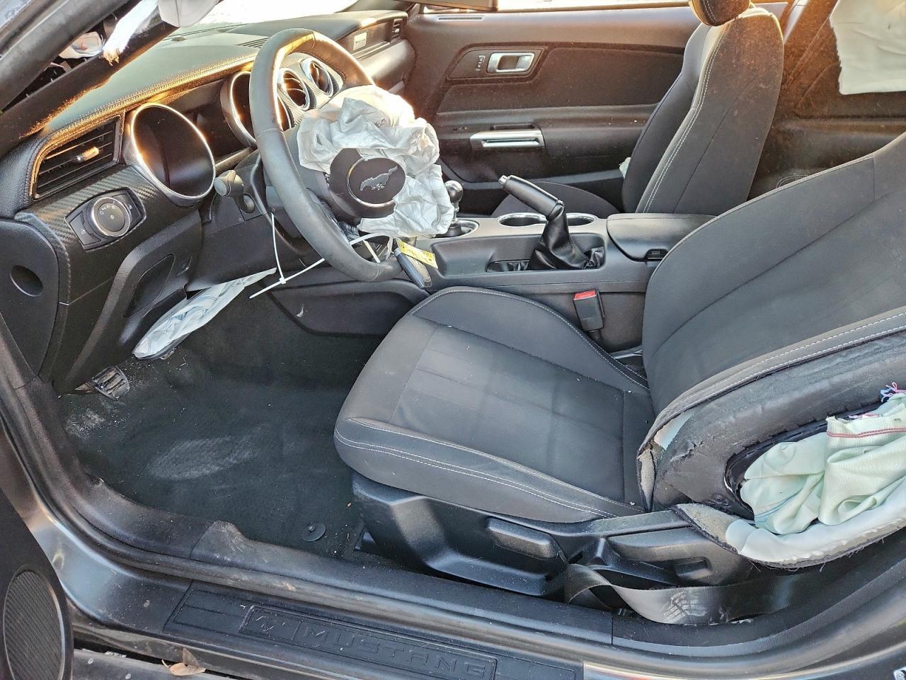 2018 Ford Mustang - Фото 7