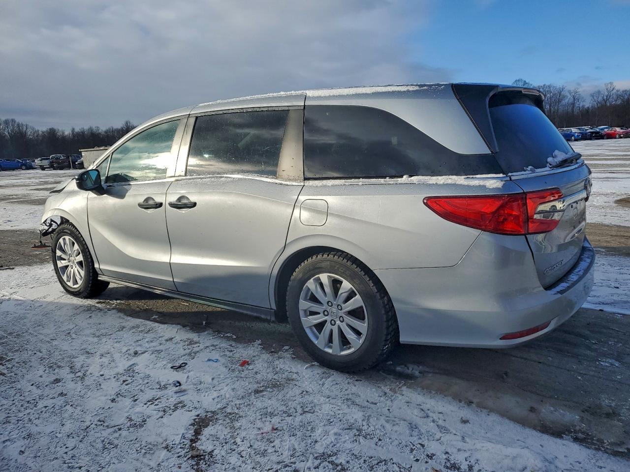 2019 Honda Odyssey Lx - Фото 2
