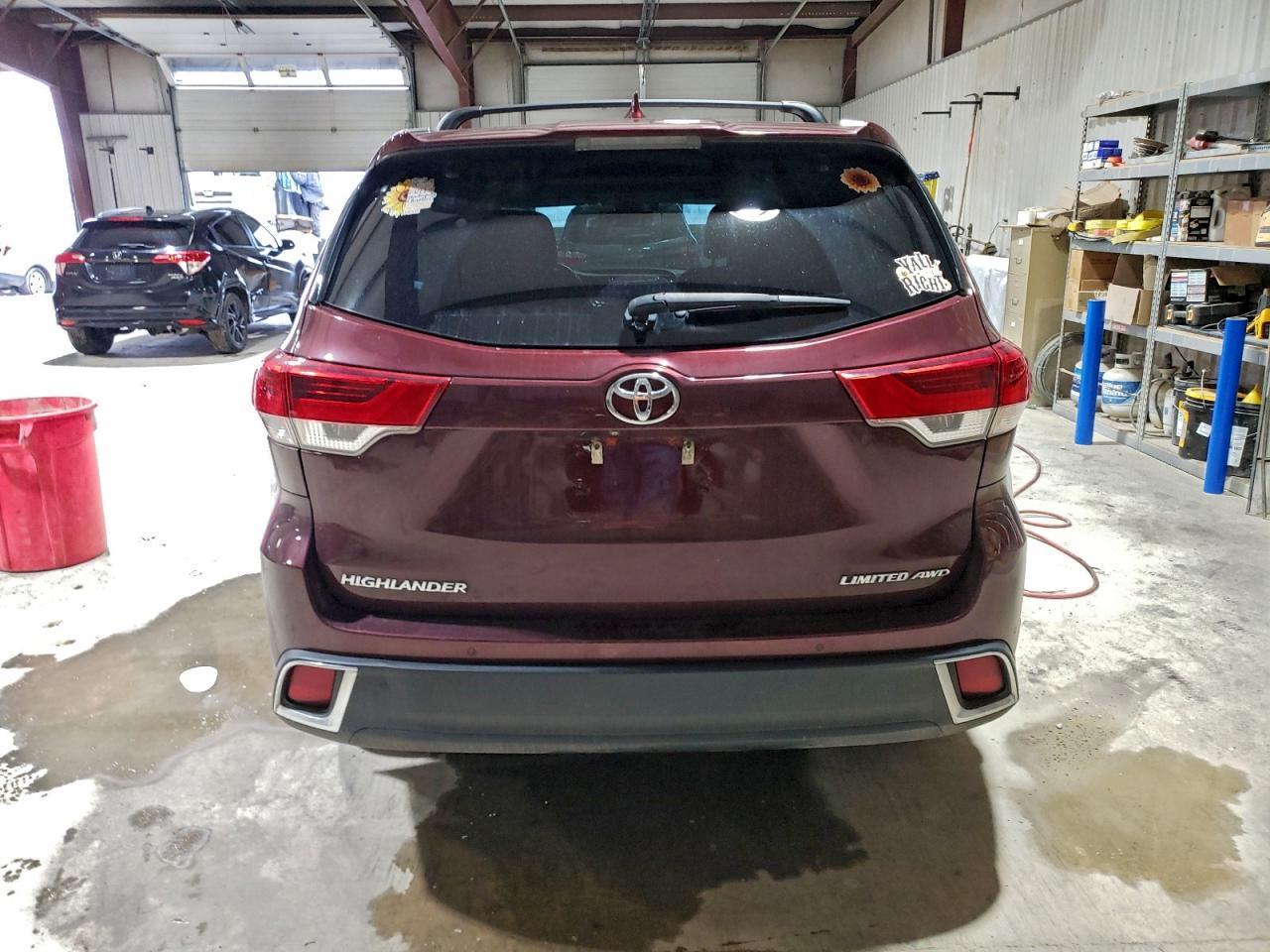2018 Toyota Highlander Limited - Фото 6