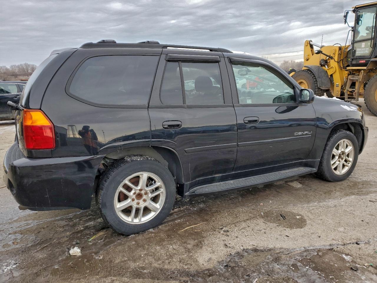 2007 GMC Envoy Denali - Фото 3