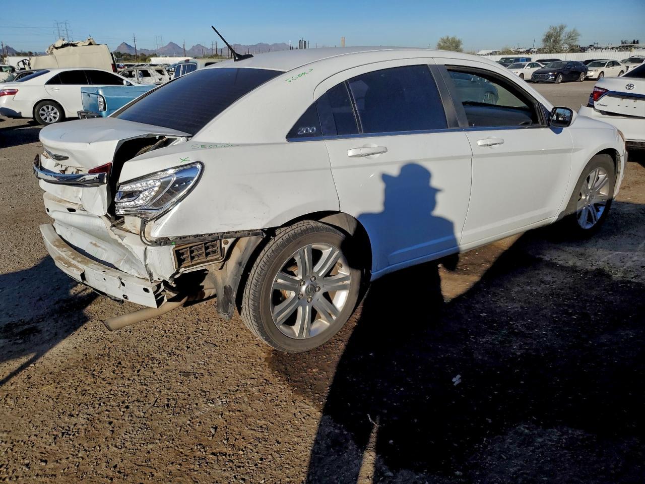 2013 Chrysler 200 Lx - Image 3