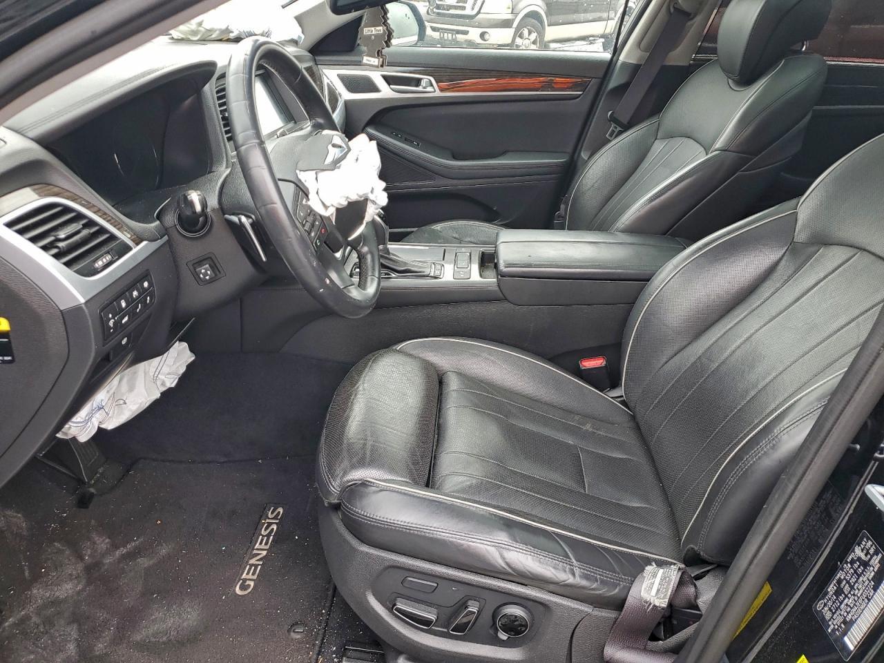 2015 Hyundai Genesis 3.8L - Image 7