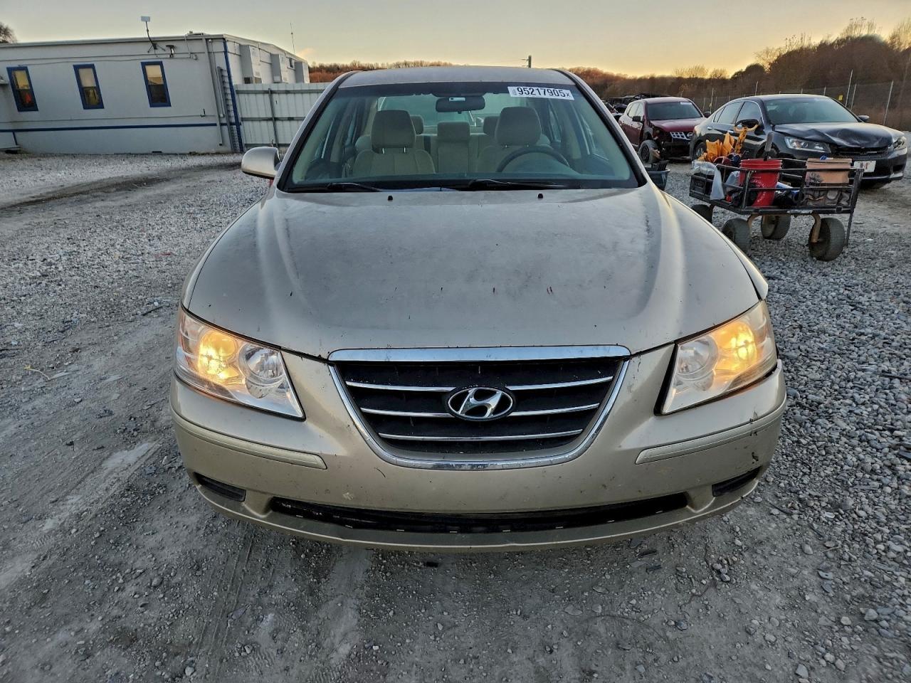 2010 Hyundai Sonata Gls - Image 5