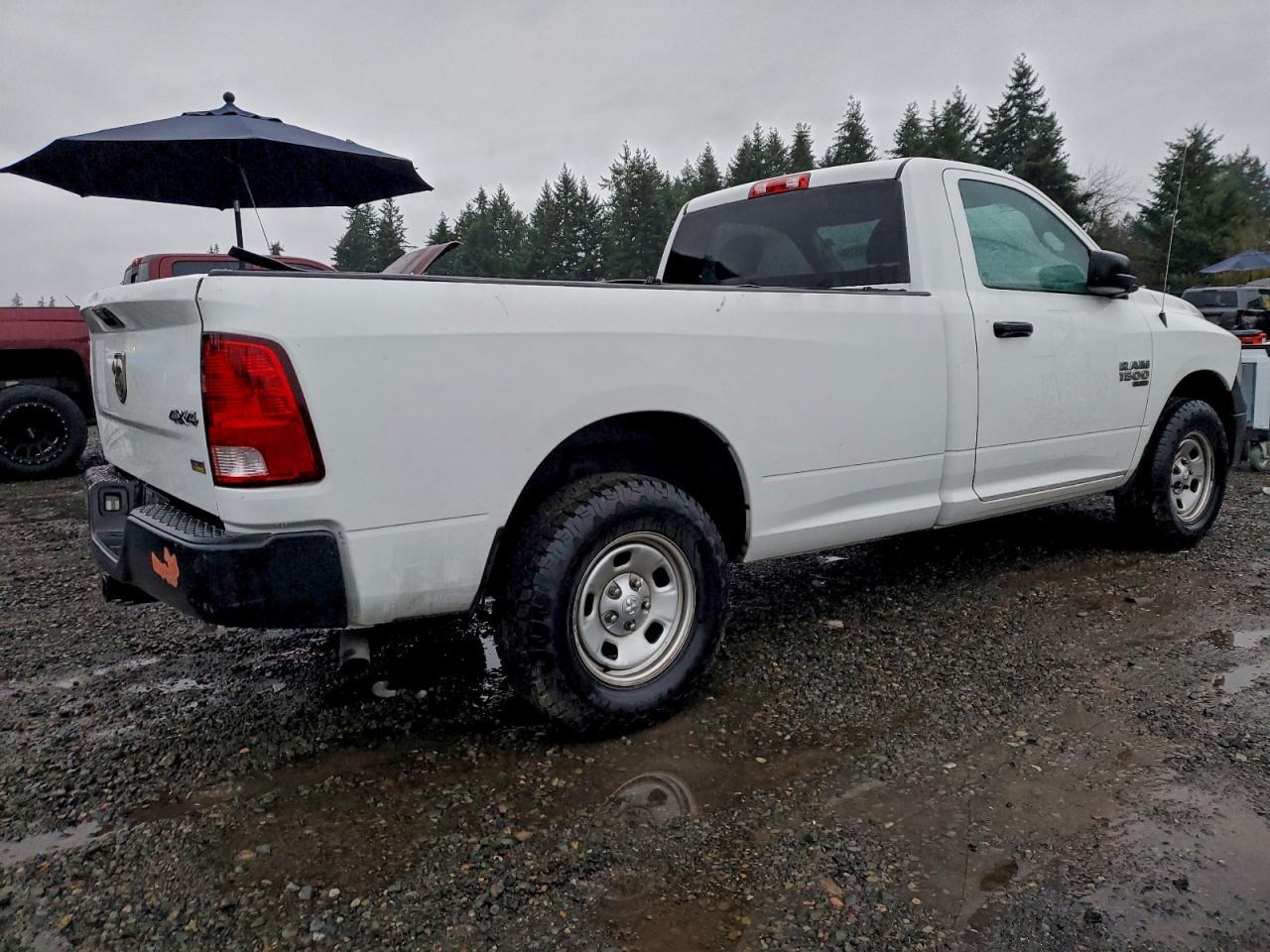 2019 Ram 1500 Classic Tradesman - Фото 3