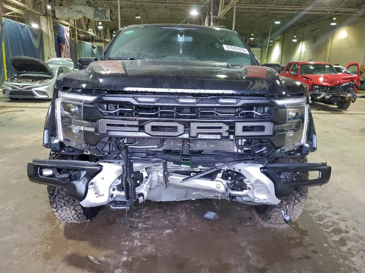 2025 Ford F150 Raptor - Image 5