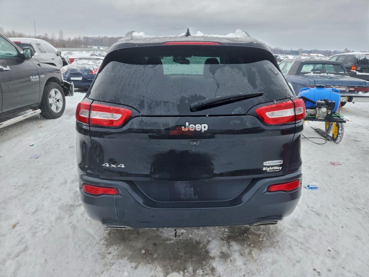 2016 Jeep Cherokee Latitude - Фото 6