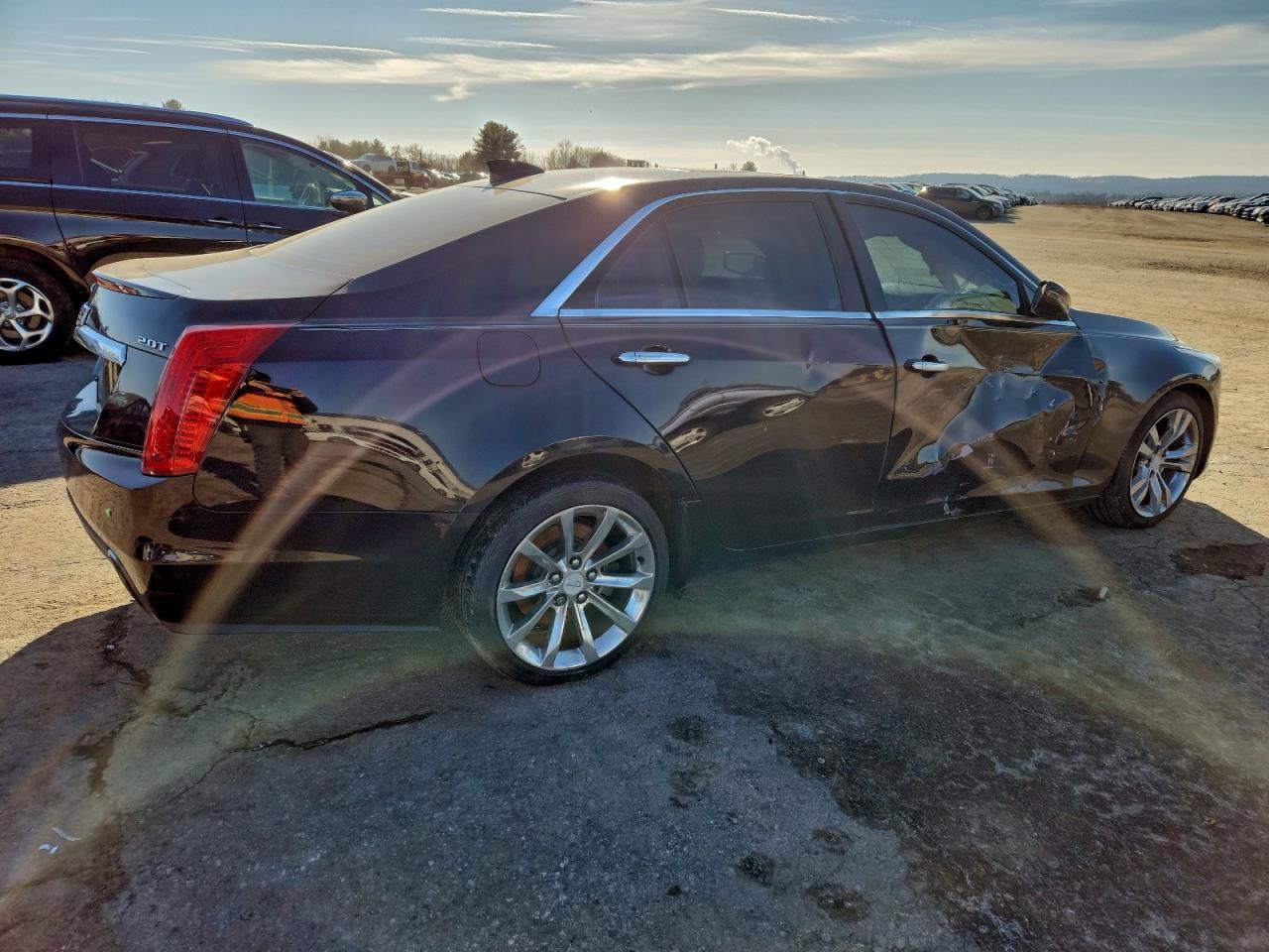 2017 Cadillac Cts Luxury - Фото 3