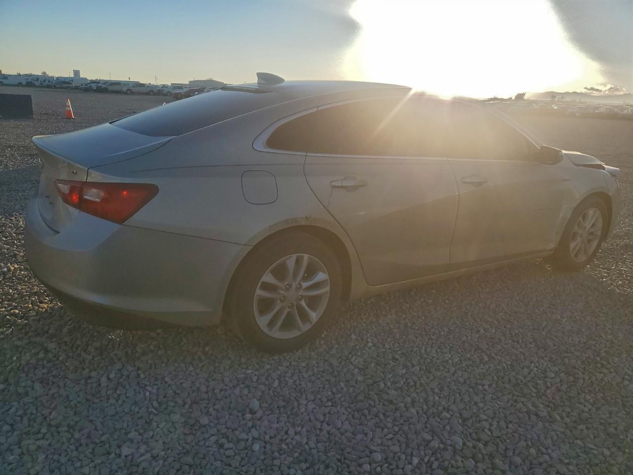 2016 Chevrolet Malibu Lt - Image 3
