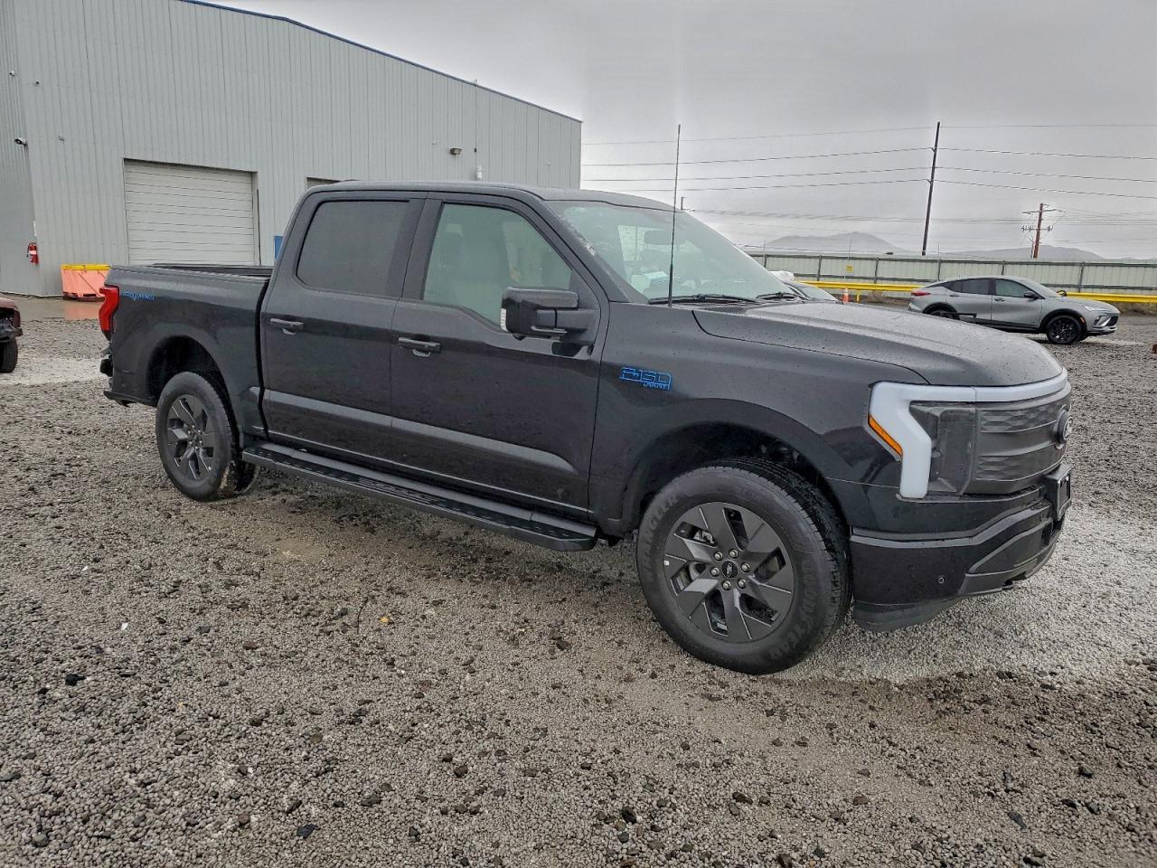 2025 Ford F150 Lightning Lariat - Image 4