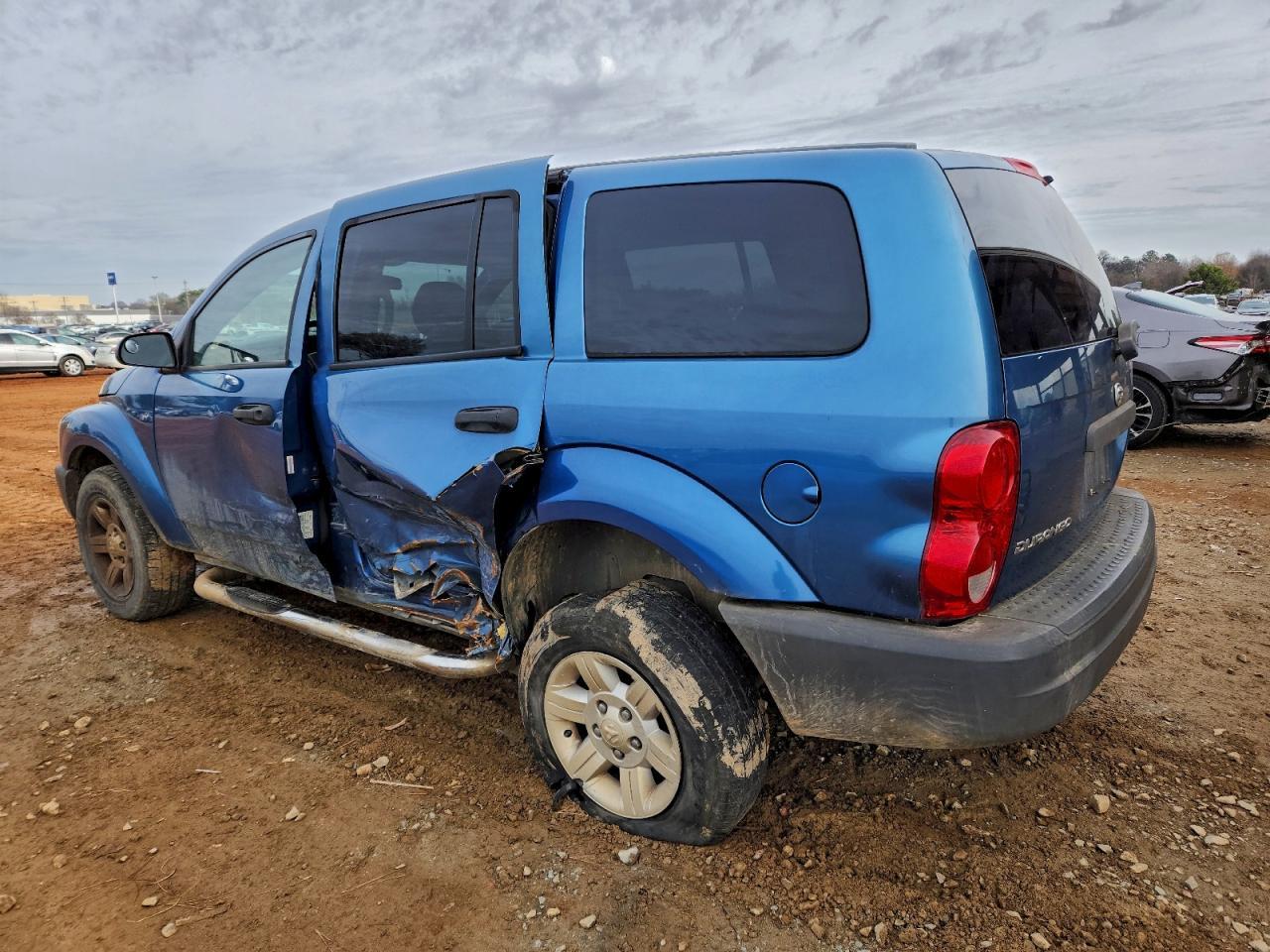 2005 Dodge Durango St - Image 2