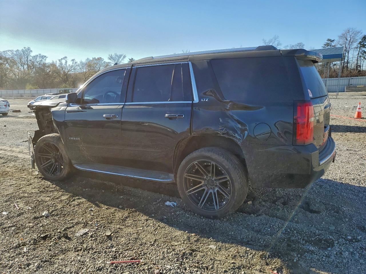 2015 Chevrolet Tahoe K1500 Ltz - Фото 2