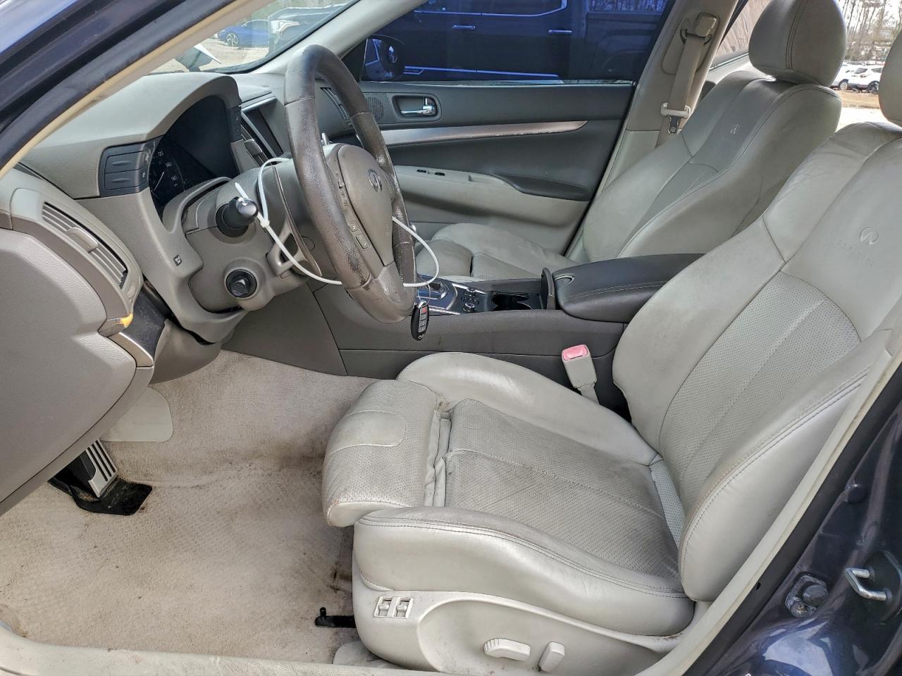 2011 Infiniti G37 - Фото 7