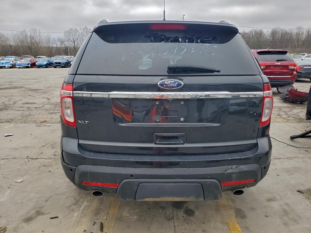 2011 Ford Explorer Xlt - Image 6