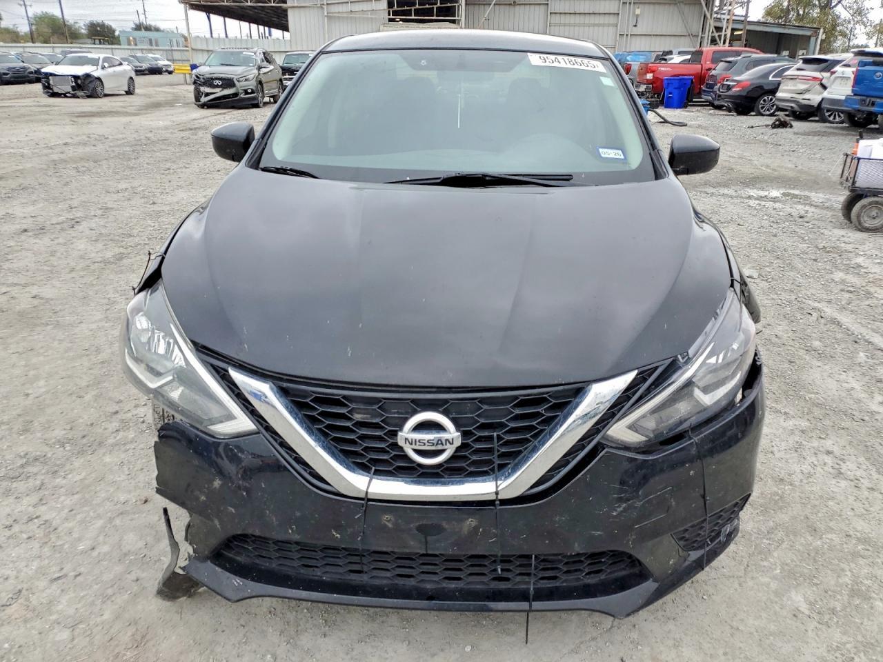 2019 Nissan Sentra S - Фото 5