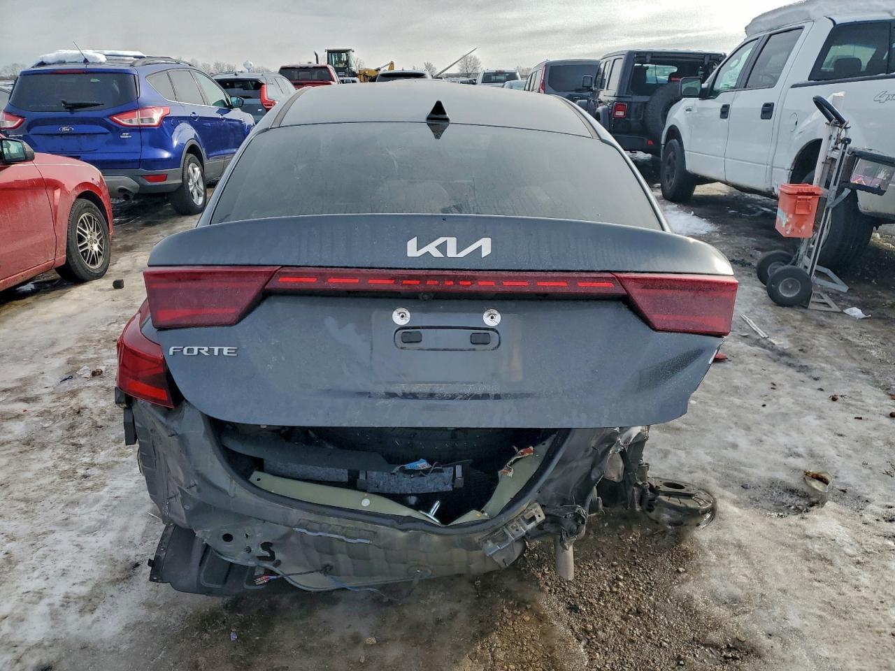 2024 Kia Forte Lx - Фото 6