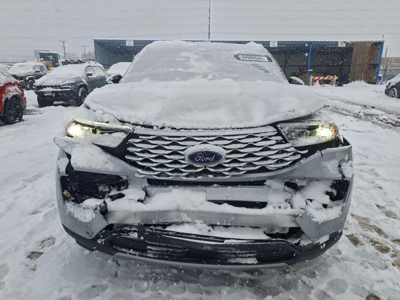 2021 Ford Explorer Platinum - Image 5