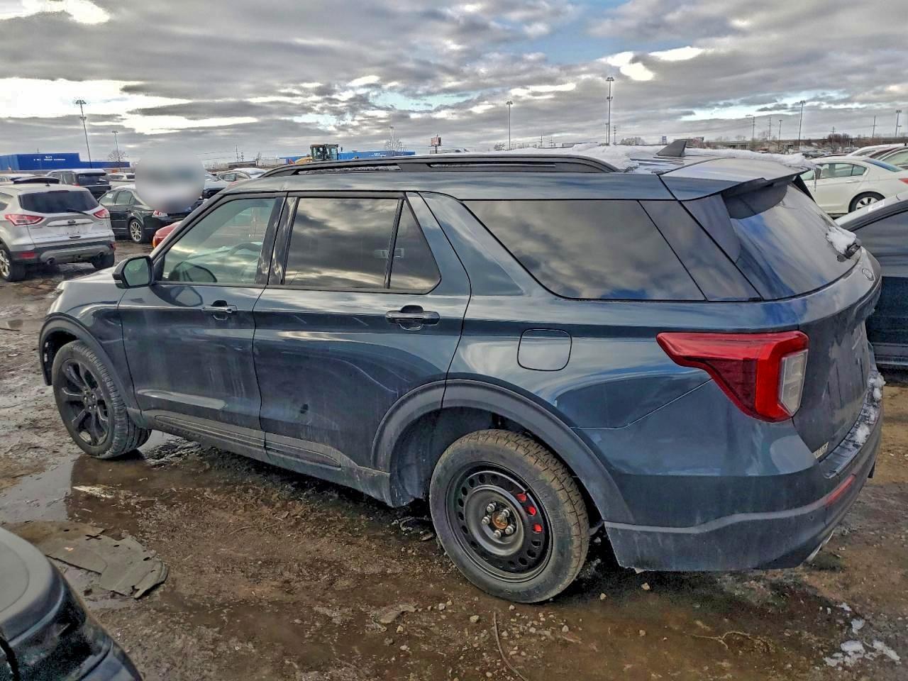 2023 Ford Explorer St - Фото 2