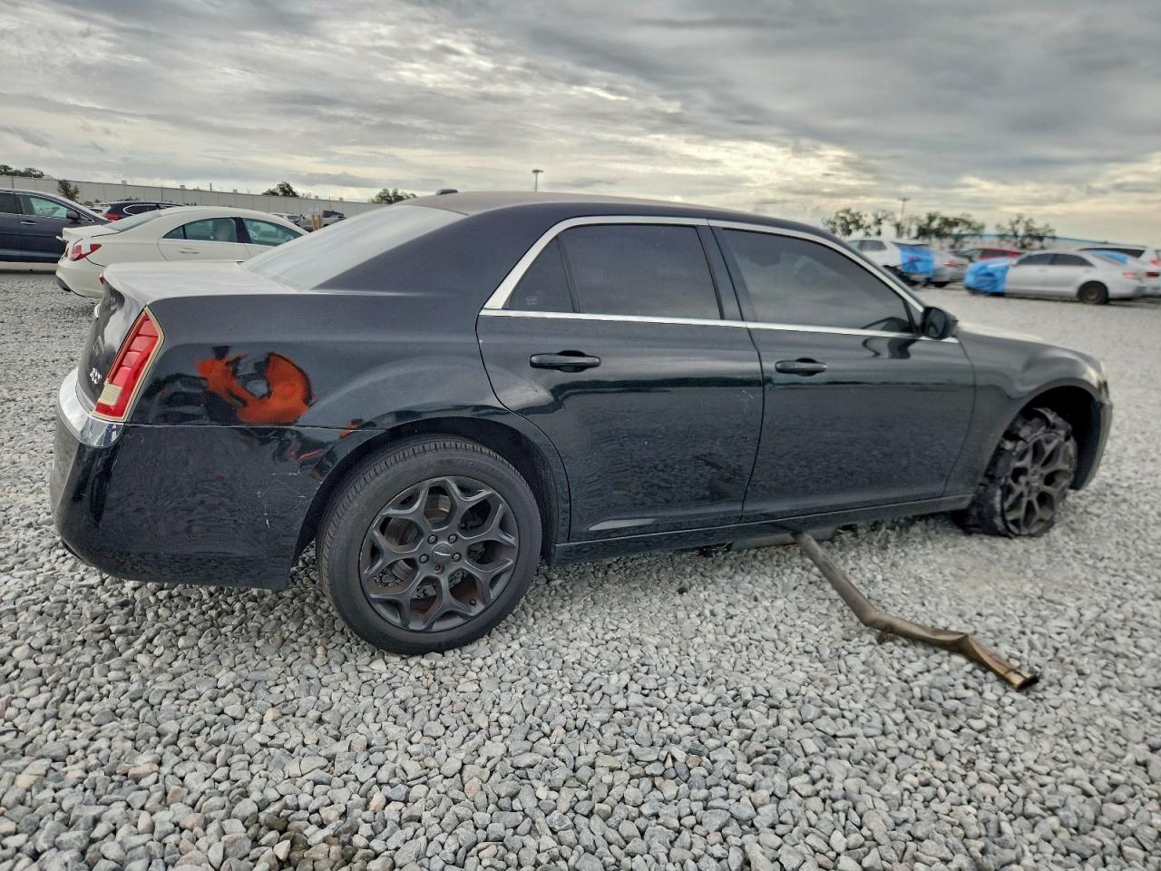 2014 Chrysler 300 - Фото 3